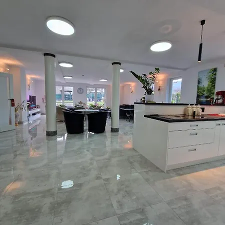 Adler - Spokojna Okolica, Blisko Cntrum 우스트론