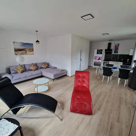 Adler - Spokojna Okolica, Blisko Cntrum 게스트하우스 우스트론