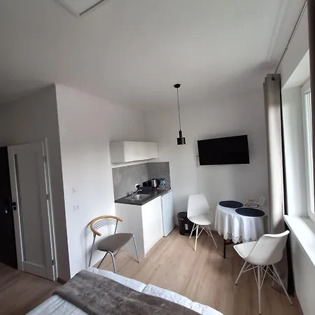 Adler - Spokojna Okolica, Blisko Cntrum 게스트하우스 우스트론