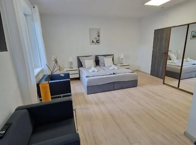 Adler - Spokojna Okolica, Blisko Cntrum 3* אוסטראון