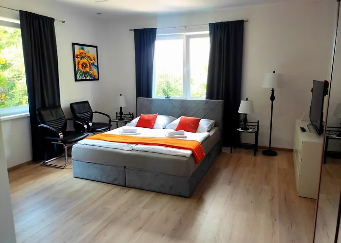 Adler - Spokojna Okolica, Blisko Cntrum אוסטראון